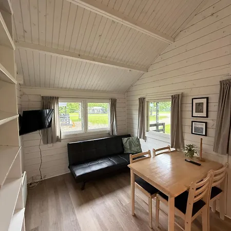 Himmerland & مكان تخييم Års